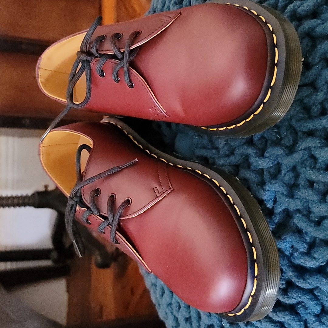 Brand New Dr Marten Maroon Oxford